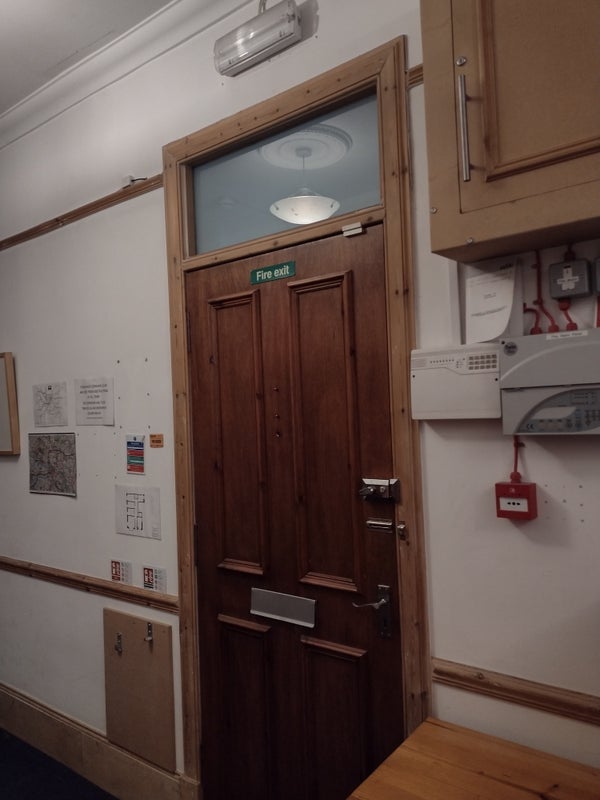 Room Whitehill Gardens in Glasgow