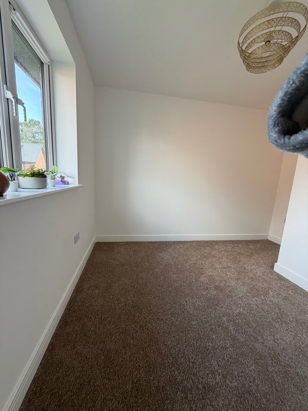 Room Greenside Close in North Tyneside