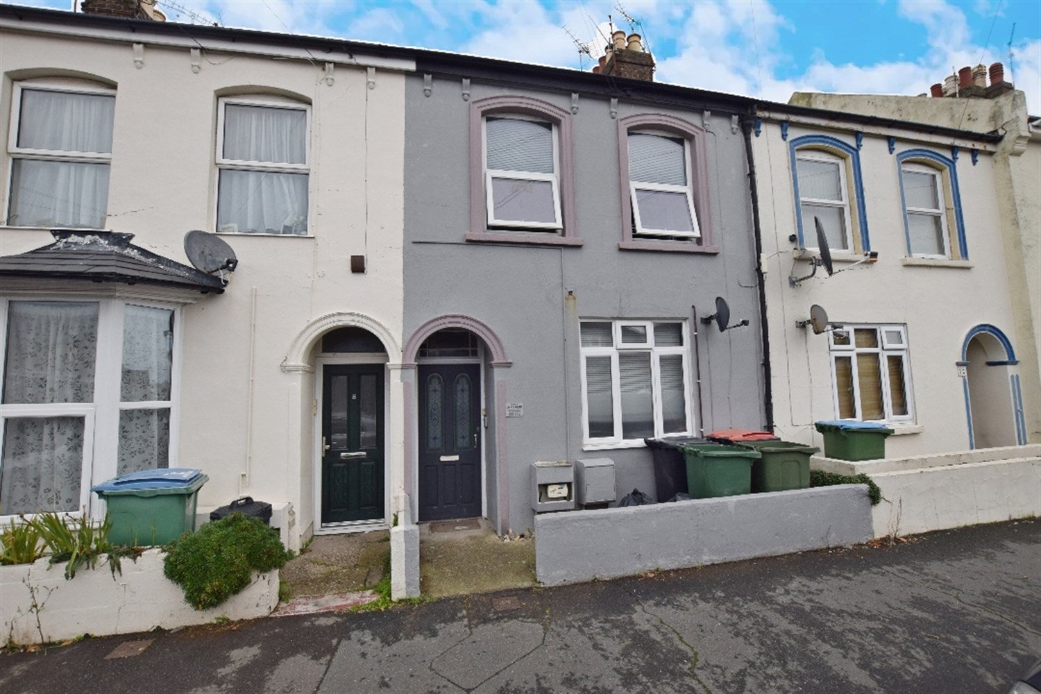 Flat Lyon Street in Arun