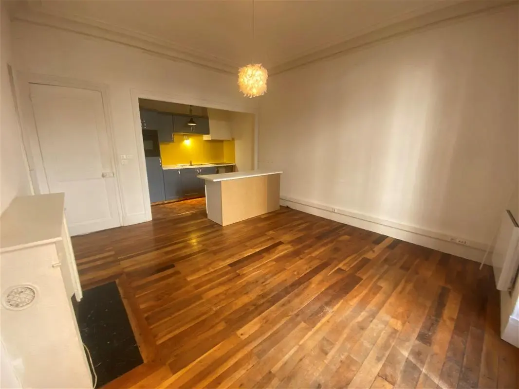 Appartement Rue Lakanal à Grenoble