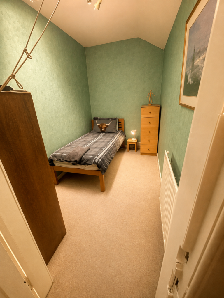 Flat Buckingham Terrace in City of Edinburgh