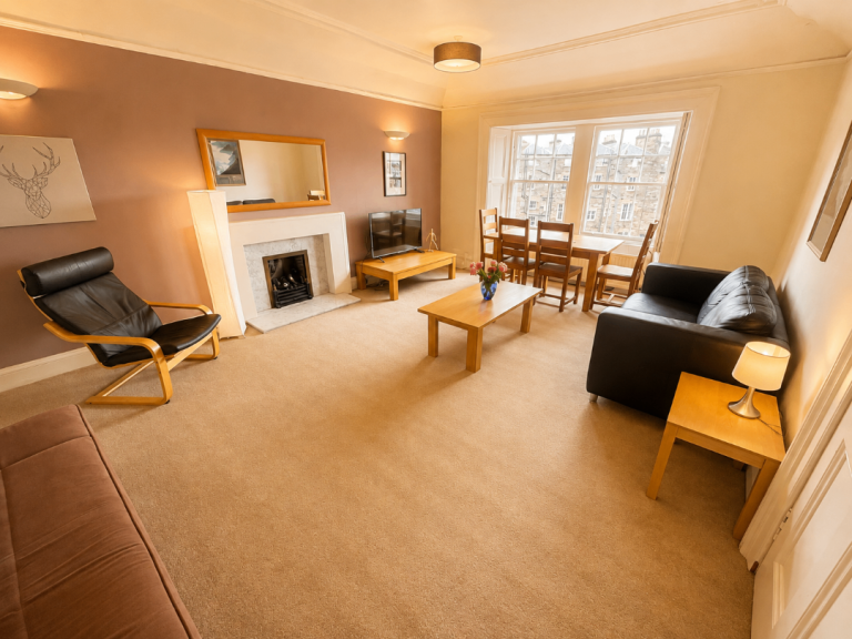 Flat Buckingham Terrace in City of Edinburgh