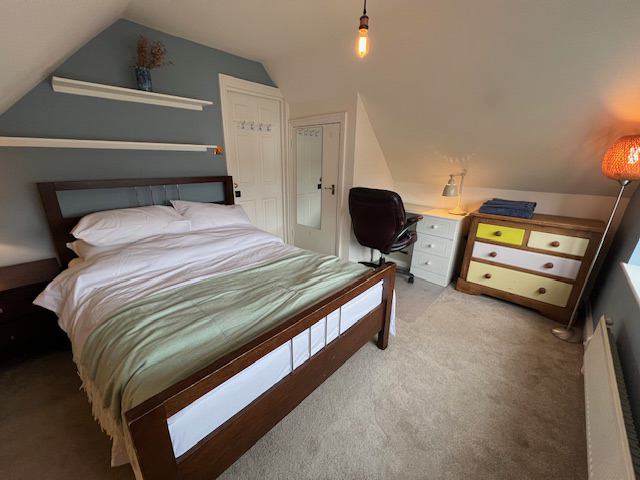 Room Brookview Road in Greater London