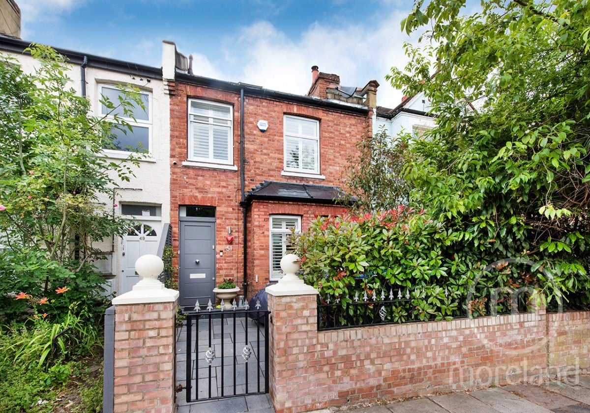 House Crewys Road in Greater London