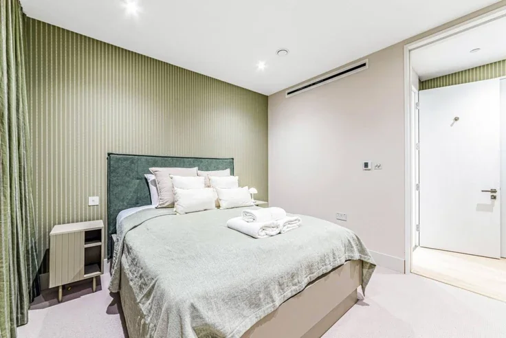 Flat Crompton Street in City of Westminster
