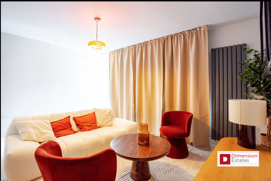 Flat Wyllen Close in Greater London