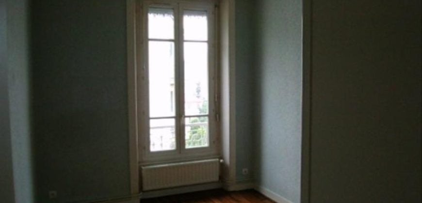 Appartement Place Jules Guesde à Lyon