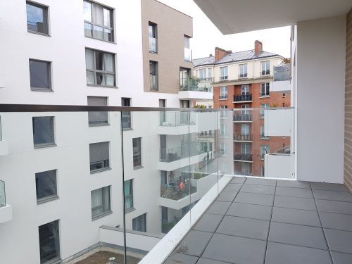 Flat Square Doudart de Lagrée in Asnières-sur-Seine
