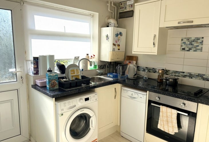 House Lissett Close in Lincoln