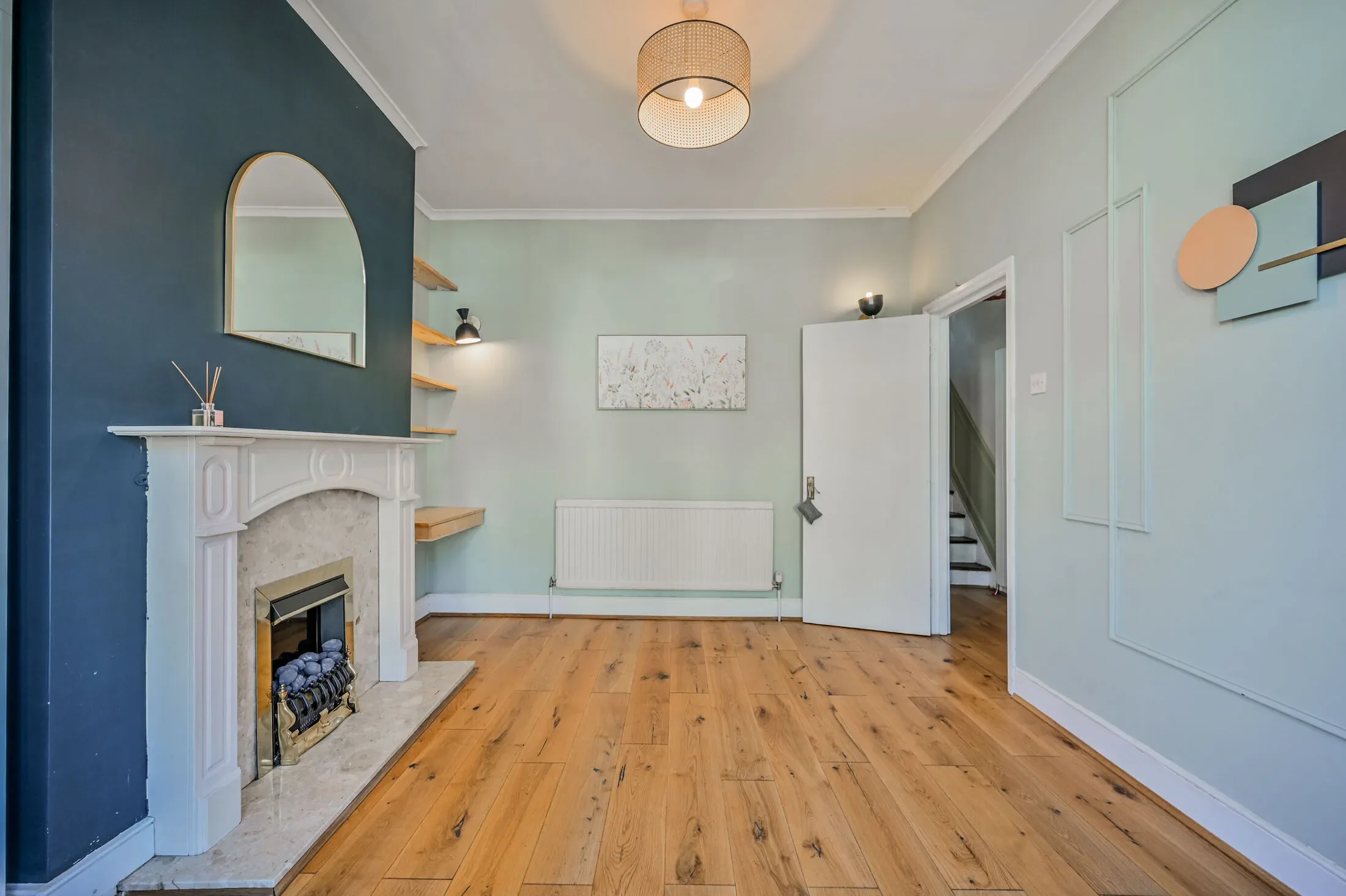 House Harcourt Road in Greater London