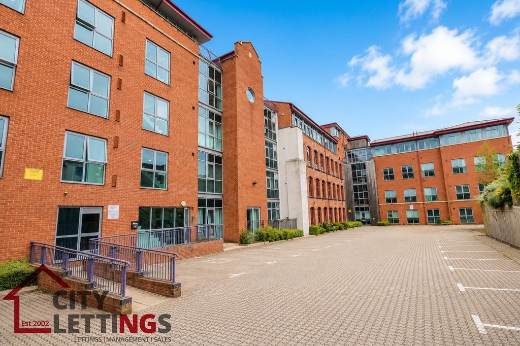 Flat Stoneleigh Street in Nottingham