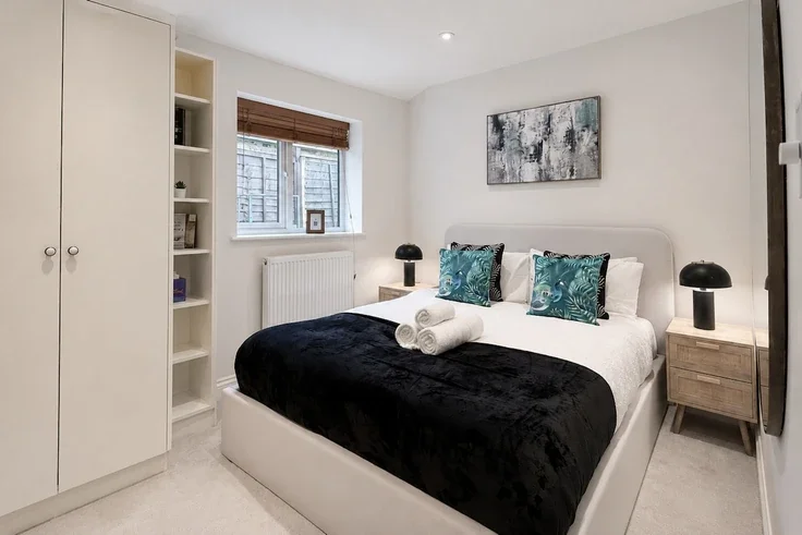 Flat Beethoven Street in City of Westminster