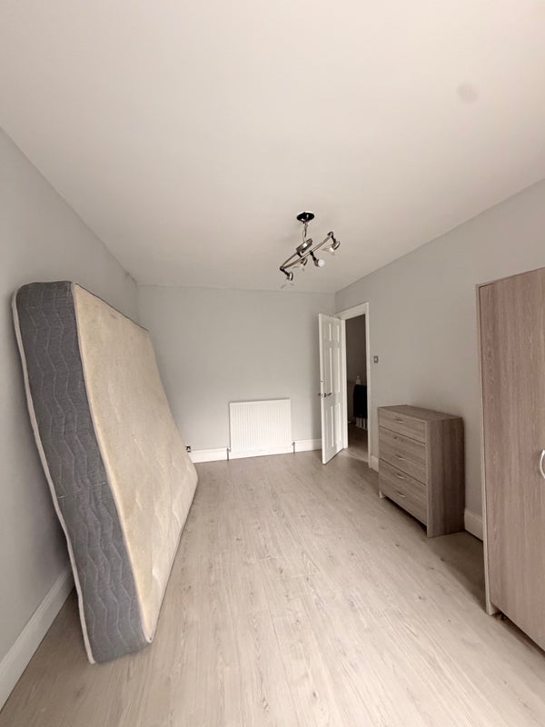 Room West Boulevard in Birmingham