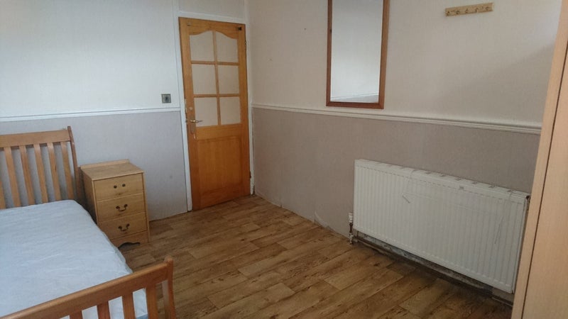 Room Civic Close in Birmingham