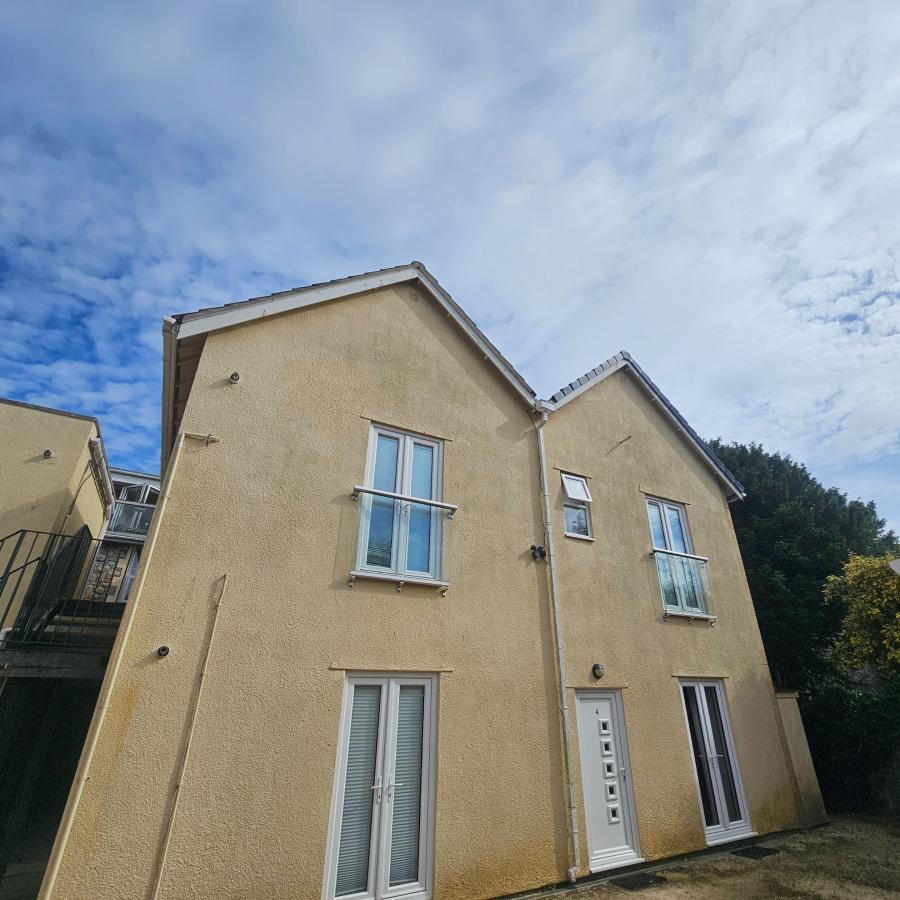 Flat Kew Road in Weston-super-Mare