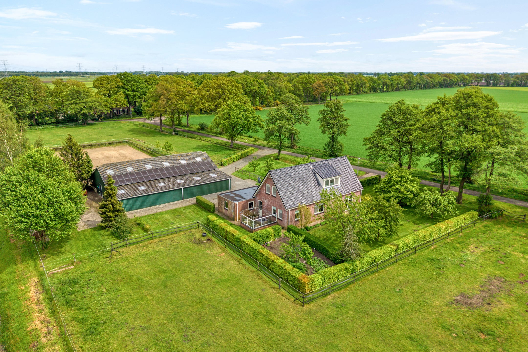 Nijendijk 1 in Wachtum