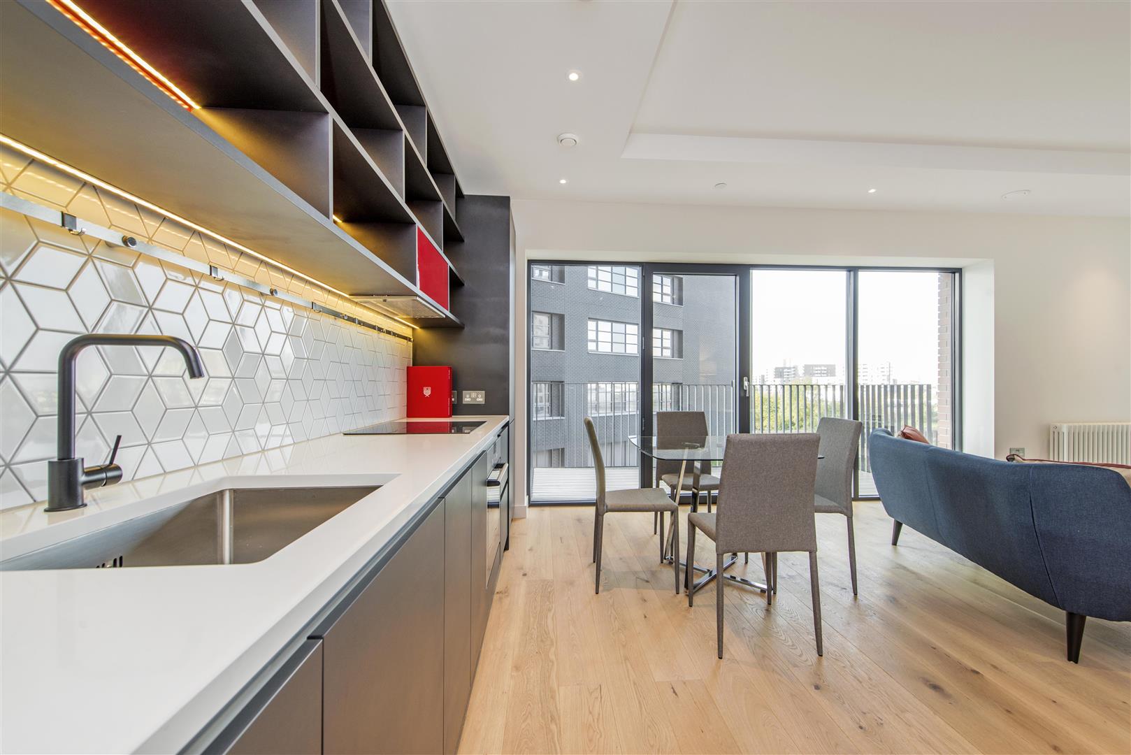 Flat Lyell Street in Greater London