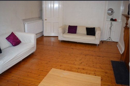 Flat Thirlestane Road in City of Edinburgh