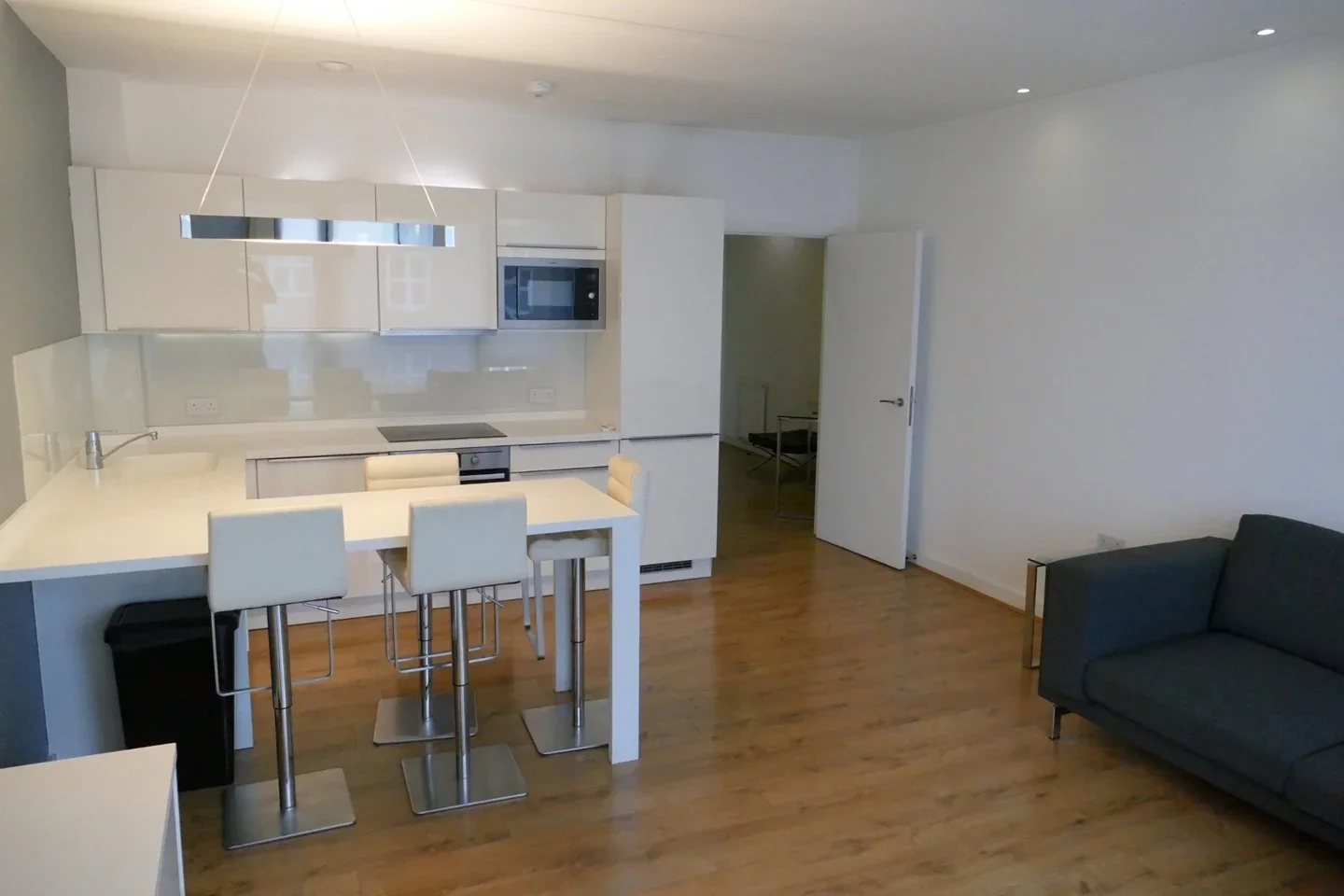 Flat Stewarts Road in Greater London
