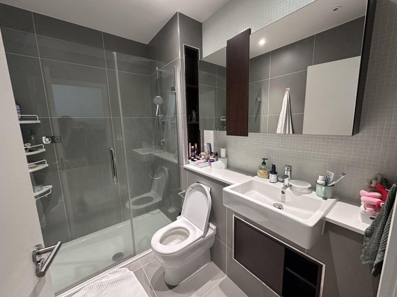 Room Woodberry Down in Greater London
