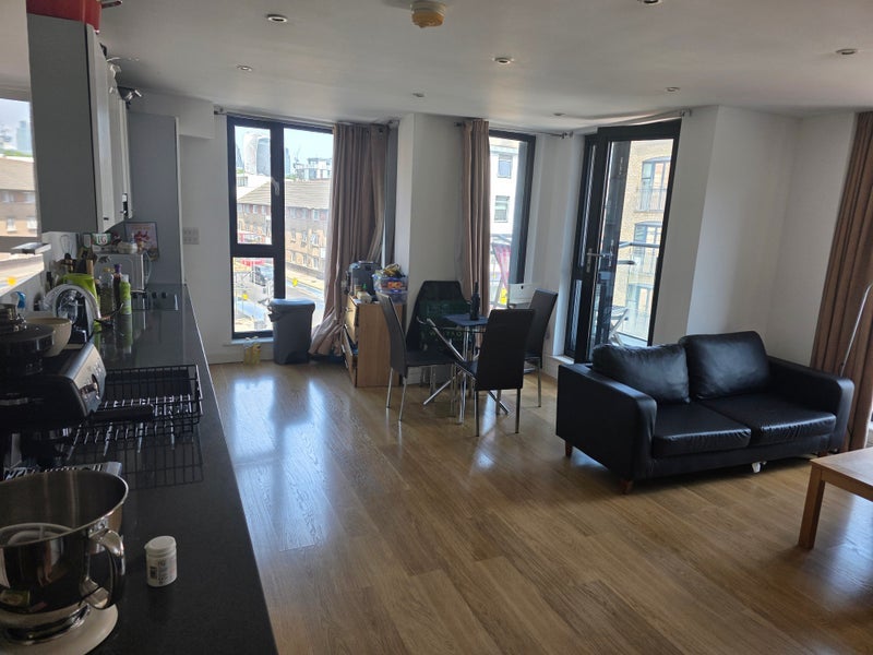 Room Webber Street in Greater London