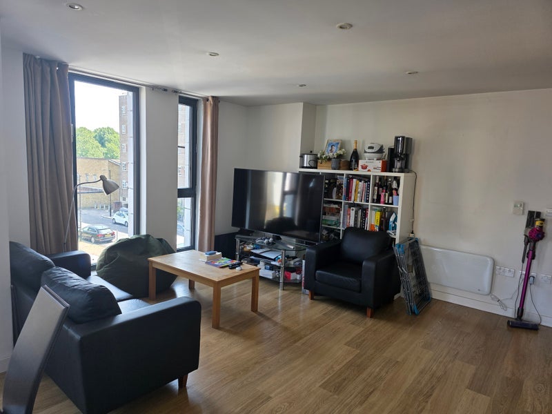 Room Webber Street in Greater London