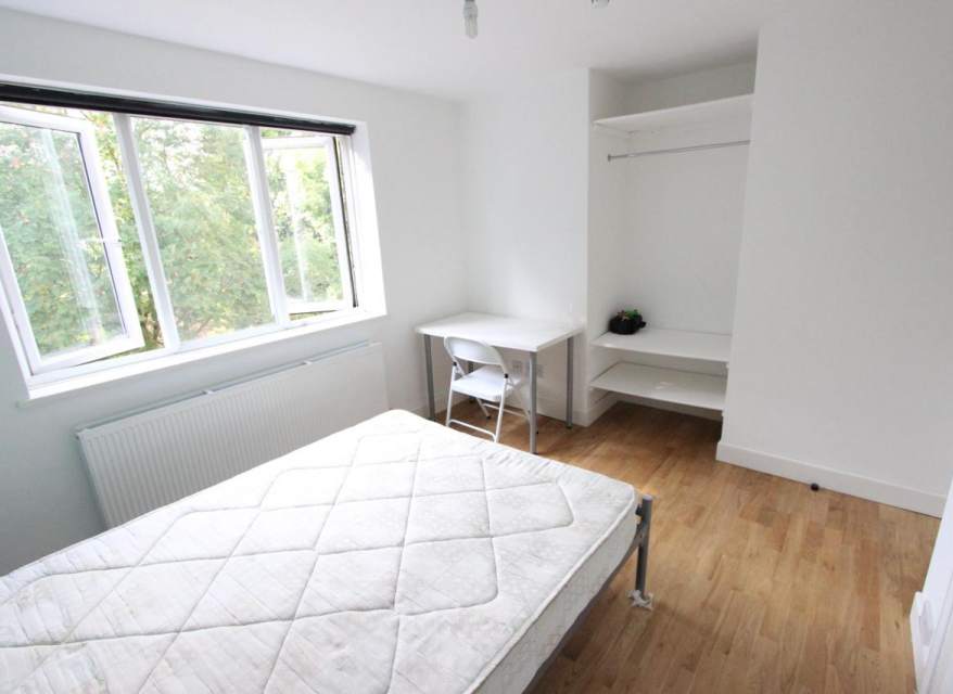 Room Goldings Crescent in Welwyn Hatfield