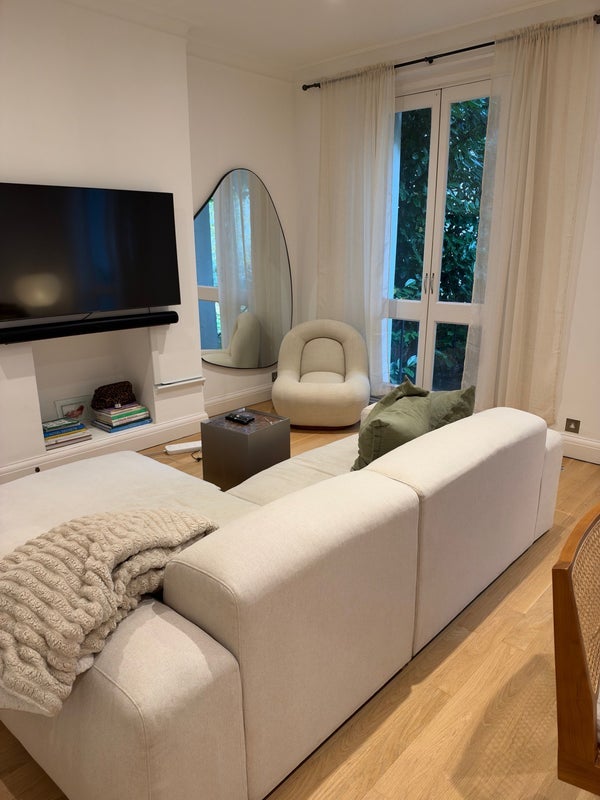 Room Blomfield Road in City of Westminster