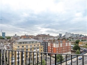 Flat Park Road in City of Westminster