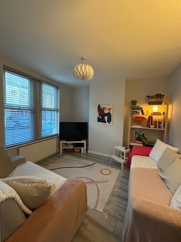 Room Steven's Avenue in Greater London