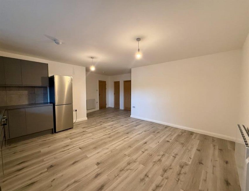 Flat Buckingham Road in Cheadle Hulme