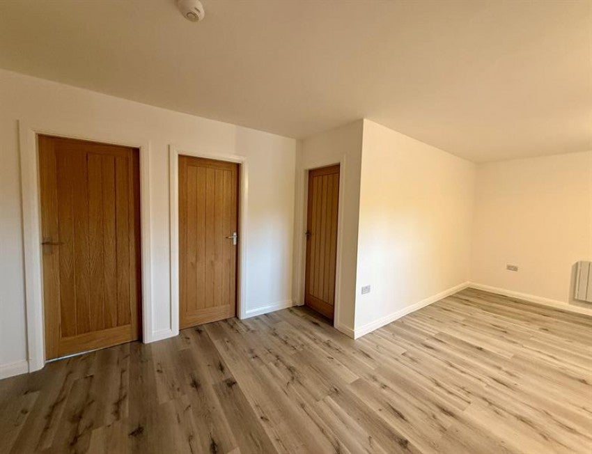 Flat Buckingham Road in Cheadle Hulme