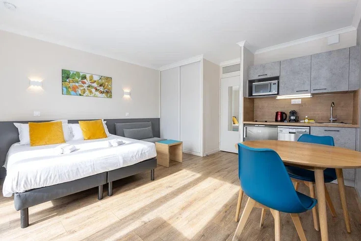 Appartement Avenue Gambetta à Courbevoie