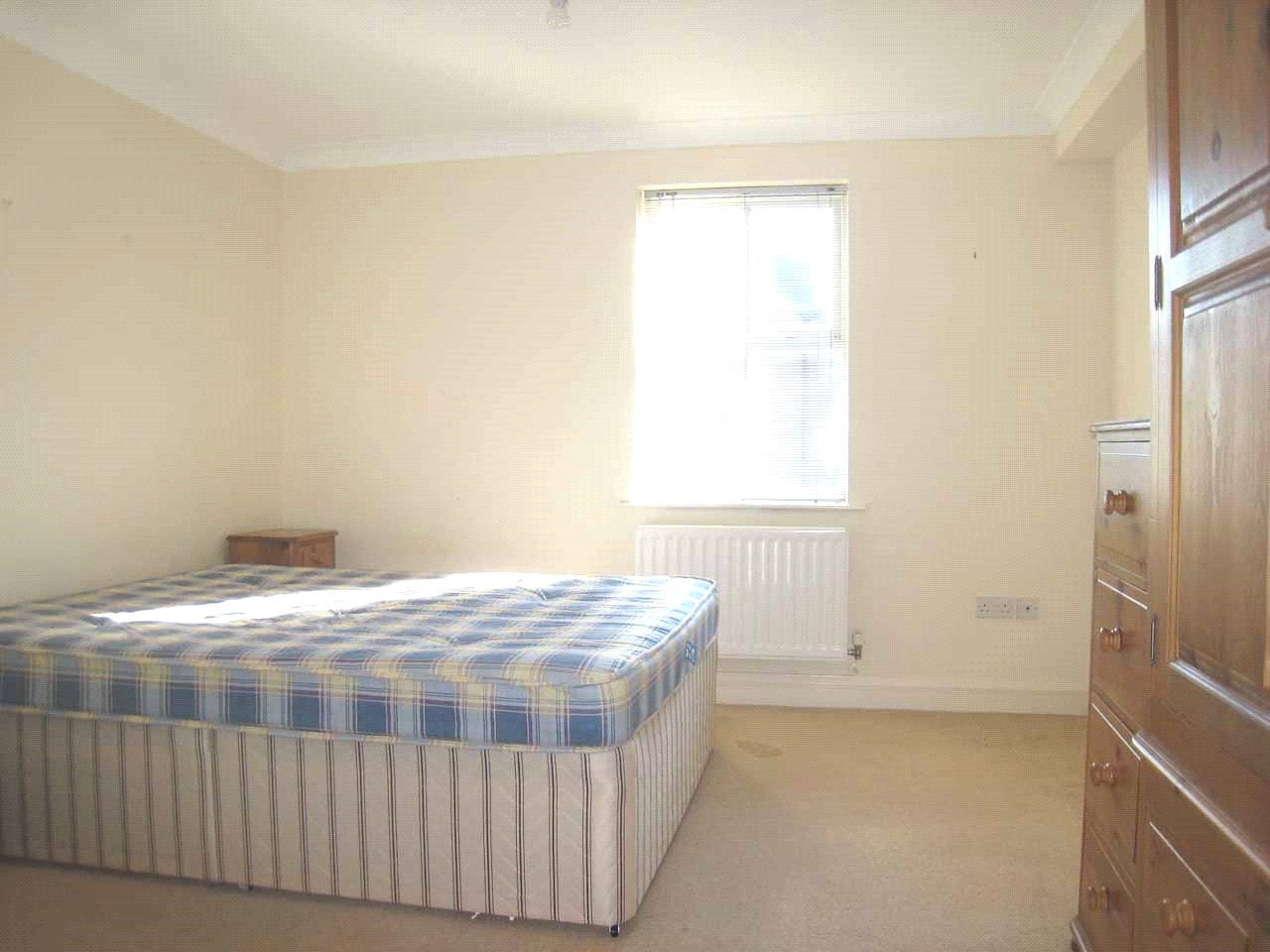 Flat Olive Shapley Avenue in Manchester