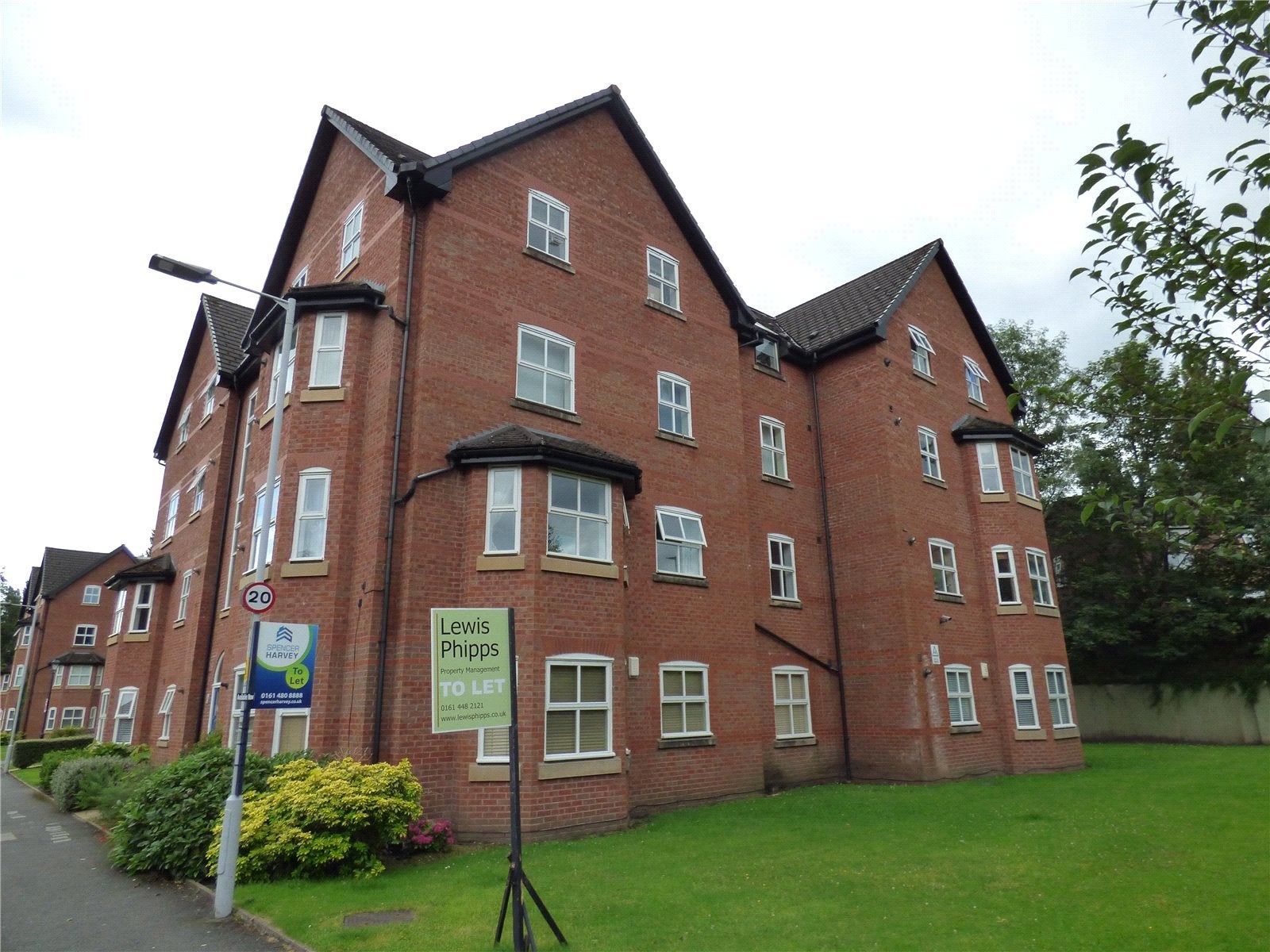 Flat Olive Shapley Avenue in Manchester