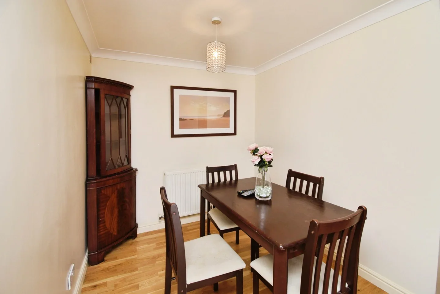 Flat Schooner Close in Greater London