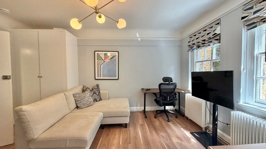 Flat Fulham Road in Greater London