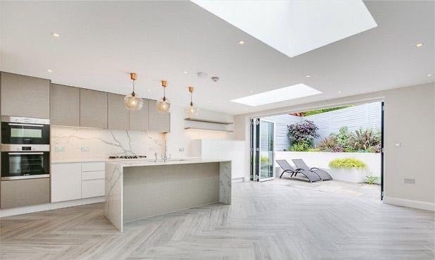 Flat Northcote Road in Greater London