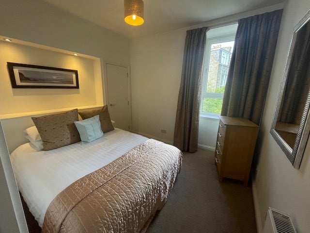 Flat Holburn Street in Aberdeen City