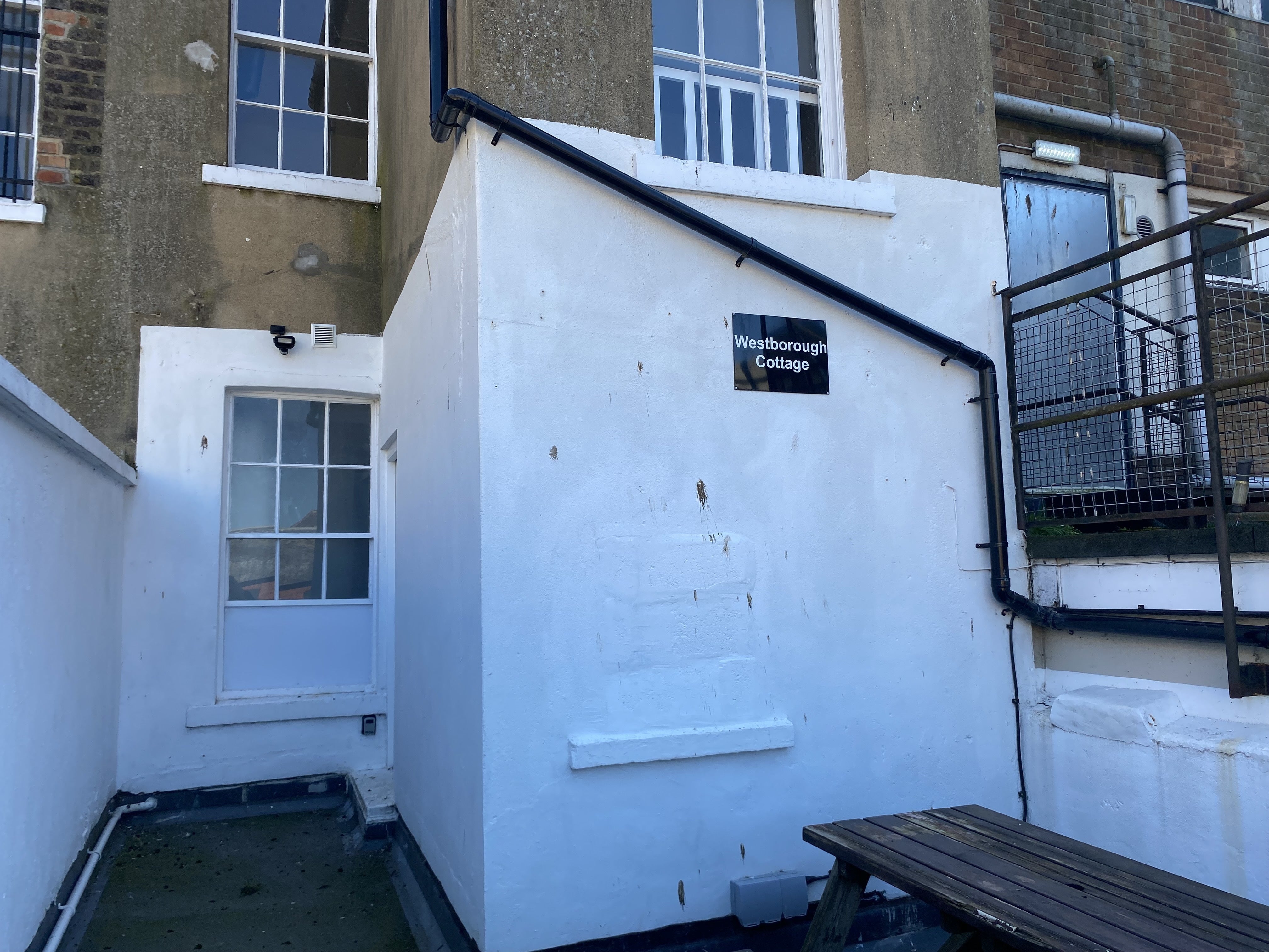 Flat Westborough in Scarborough