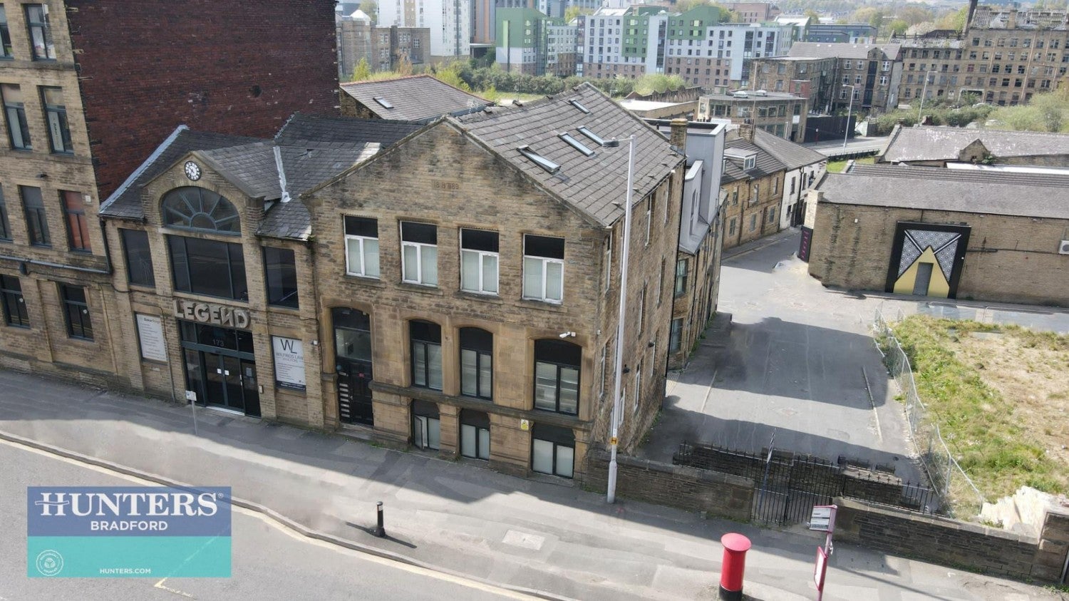 Flat Sunbridge Road in Bradford