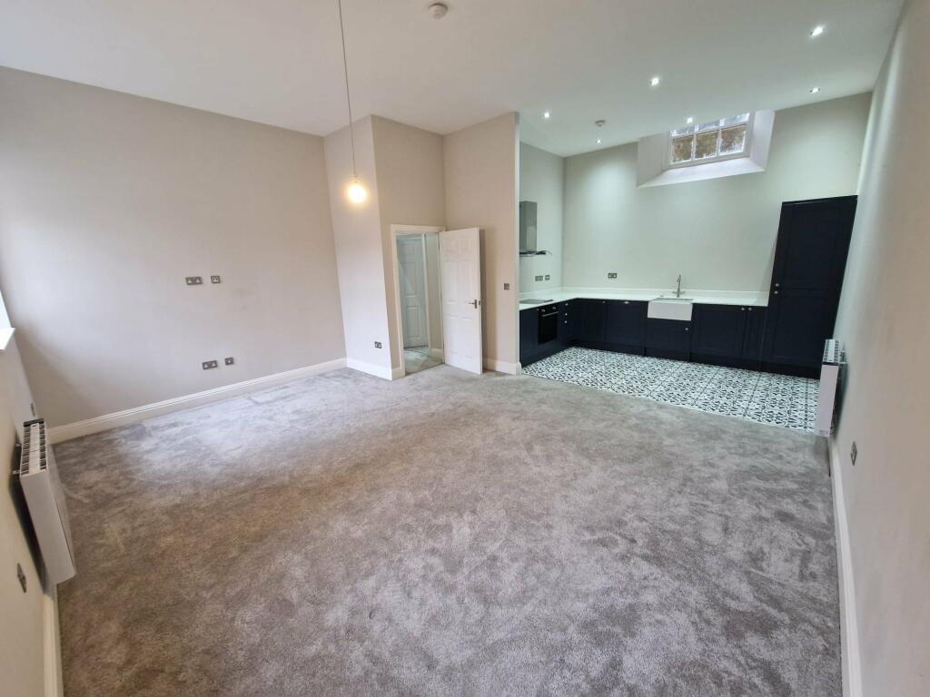 Flat Lichfield Road in Birmingham