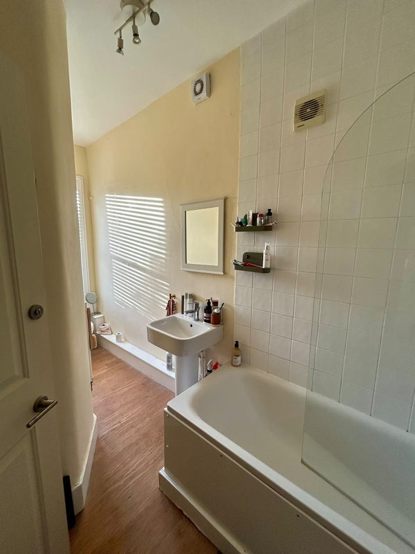 Flat Peterborough Villas in Greater London