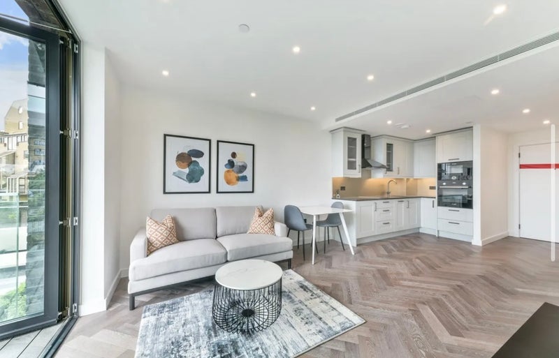 Flat Merino Gardens in Greater London