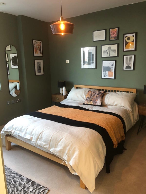 Flat Wyke Road in Greater London