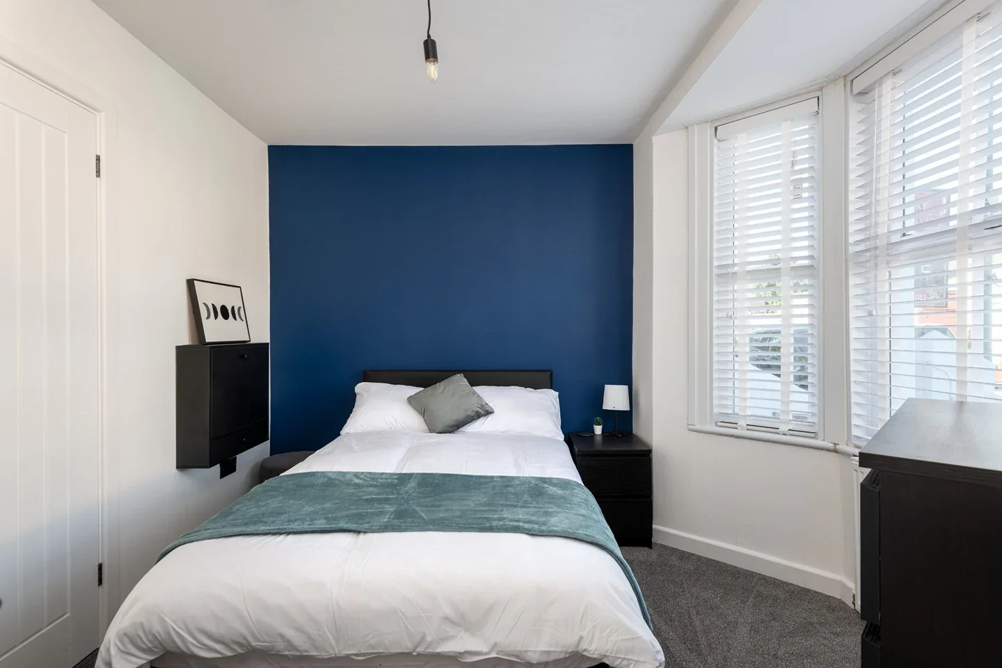 Room Longfellow Road in Gillingham