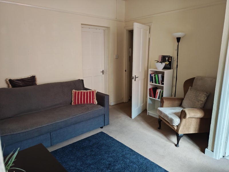 Flat Cromwell Avenue in Greater London