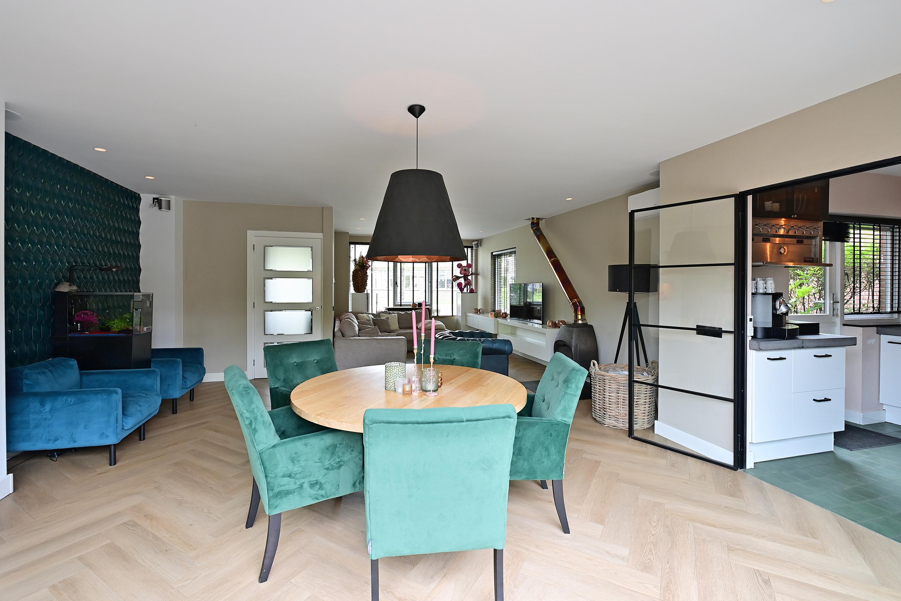 Hoekwoning te koop: De Savornin Lohmanlaan 10, Huizen