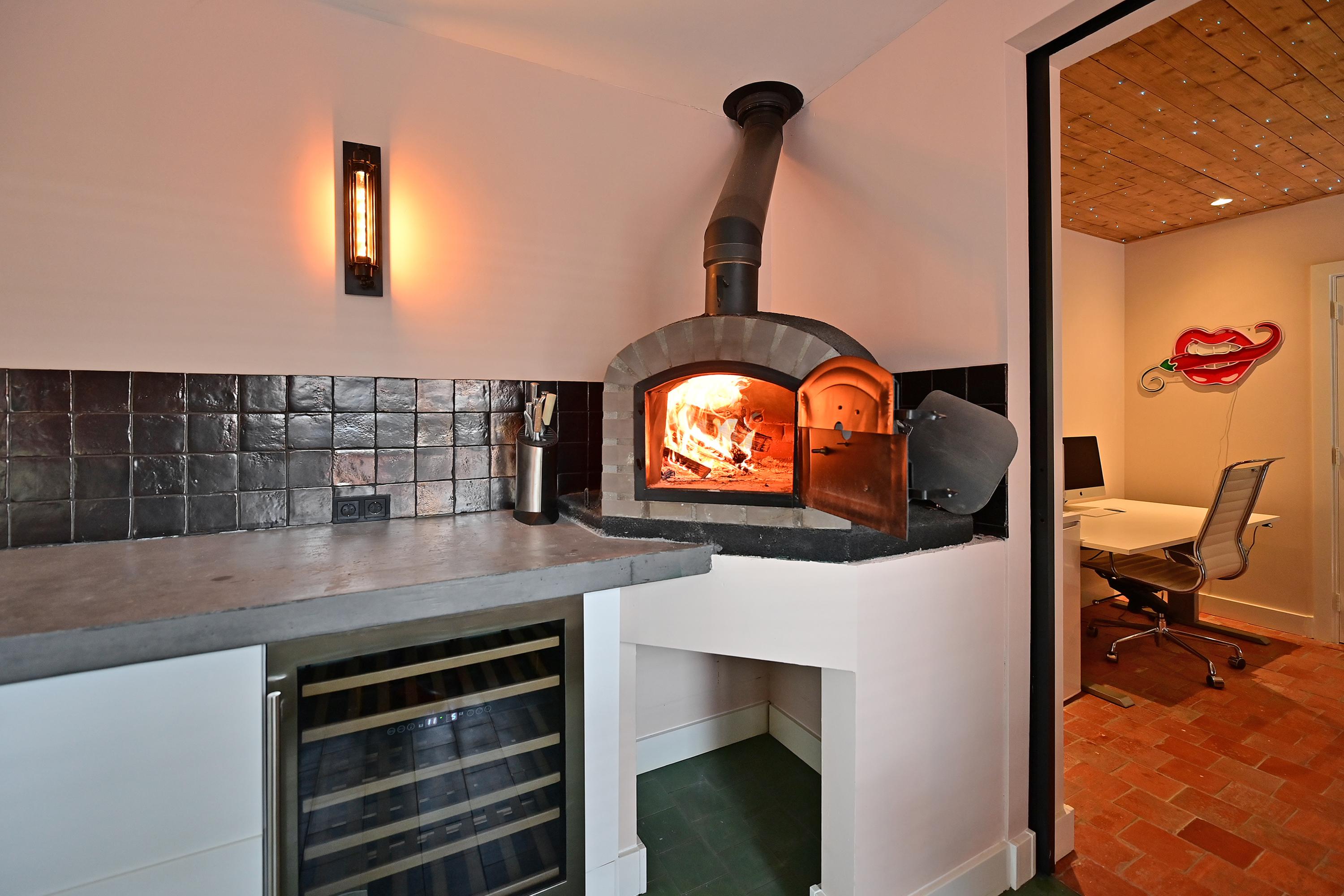 Hoekwoning te koop: De Savornin Lohmanlaan 10, Huizen