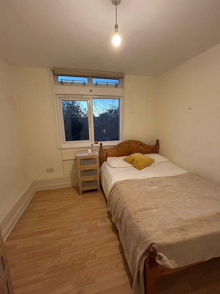 Flat Cedars Road in Greater London